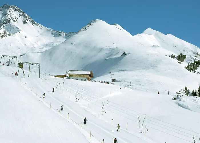 In Near Lifts Daire *