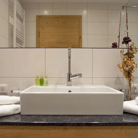 Apartamento Flat Near Four Lifts In *